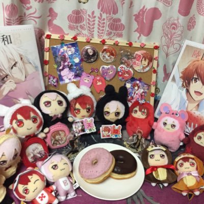 mikatsuru110's profile picture. 取り引き用垢/♡は検討中/稀に日常も呟きます/20↑/あんスタ/アイナナ/ブルーロック/ウィンブレ/3日以上反応無い場合通知が来てない可能性がある為、催促して頂けると幸いです(特にFF外様)