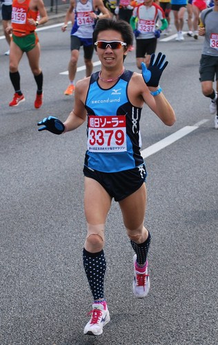 37歳の新米パパランナーです。 ハーフマラソンを中心に10キロ・フルマラソン・駅伝・トレイルランetcとレースの名が付くものにはガツガツ出場しています