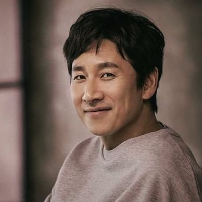 gyun_sun's profile picture. First iranian lee sun gyun fan page
9 July 2020
📍Iran/tehran
#leesungyun
이선균
پیج اینستا ( my insta page) 👈🏻 @leesungyun_ir