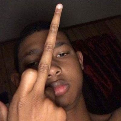 stude77's profile picture. 👊