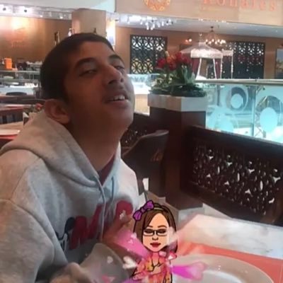 sAM3mLdDe77tnbg's profile picture. خريجه جامعه الكويت