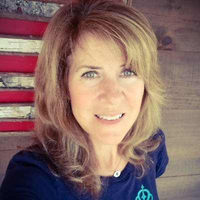 deborahsalmi's profile picture. Living a good life with family & dogs. 🐕🐩 Instructional Designer 📚 Librarian. 📈Healthy, active runner & scuba diver.