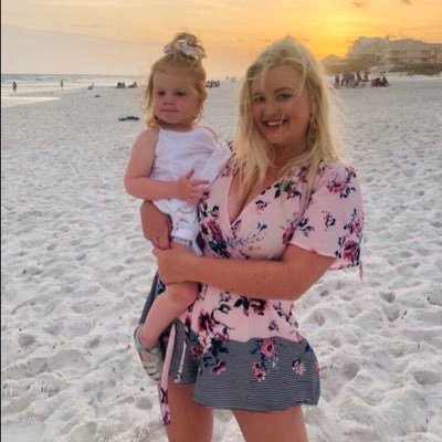 EmJ_Cawood's profile picture. 