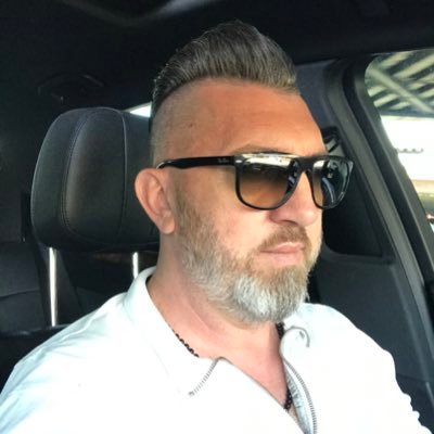 SvrakaEmir's profile picture. 