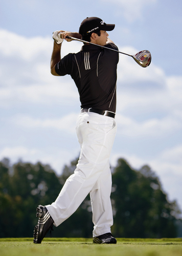 De offcourse golfwinkel in Nijmegen.Ook voor indoorles, persoonlijk advies en clubs worden altijd op maat gemaakt! Gecertificeerd Golfsmith clubfitter