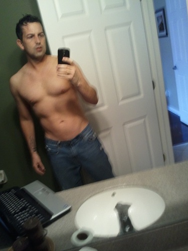 I am a coach on Team Beachbody. I am available to help anyone who needs it with there fitness goals. 
http://t.co/ggXvc3Ob