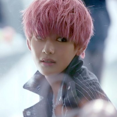 My precious love ❤️ #Taehyung 💎 #V ✧ ❥ 🤍💟 ♡♡♡ . · . ˚·☆゚.*・。゚@BTS_twt ˚·☆゚.*・。゚