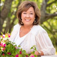 Debra Janes Luxury Real Estate(@debra_janes) 's Twitter Profile Photo