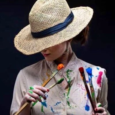 ghada_zaitoon's profile picture. انستغرام ghadhart@ فنانة تشكيلية وكاتبة محتوى ومؤلفة قصص أطفال