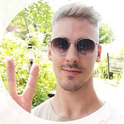 chromaticmayhem's profile picture. Now, who drinks a Cherry Coke?🍒 
dating @elizabethOH