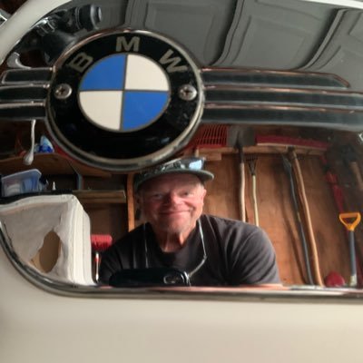 regular guy, likes family, vintage cars, vintage cycles, horses, all things music. Like to get outside the box on occasion. pictures with Sonya6000 and iPhone