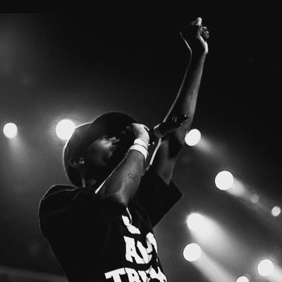 VonDreaam's profile picture. #LONGLIVENITAB 🩸🖤🐘🌍