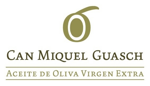 Somos una empresa joven dedicada a la producción del aceite de oliva virgen extra de Ibiza