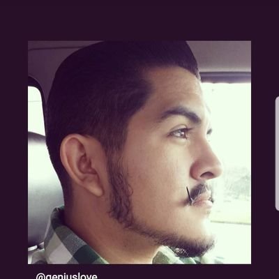 Just a gamer trying to make it out in the real world follow me on twitch https://t.co/Db4qPh38FZ