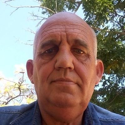 Friendly and crazy caracter that like to design projects