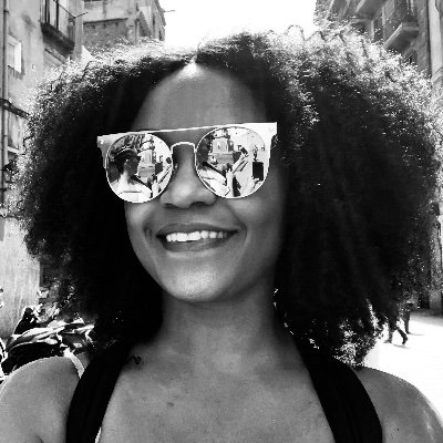 Jesus 1st🙏🏾 PharmD 👩🏽⚕️ Filmmaker 🎬
MacGyver 🖇 The Resident 🩺
A candle loses nothing from lighting another candle.