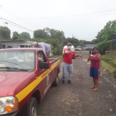 Tu primera tienda, deportiva del sector oeste. Todo lo que en deporte se refiere.