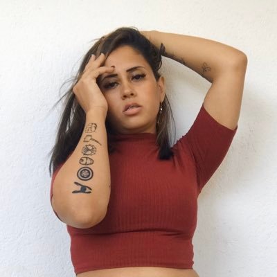 Toda conquista começa com a decisão de tentar. Insista, persista e nunca desista. 🥰