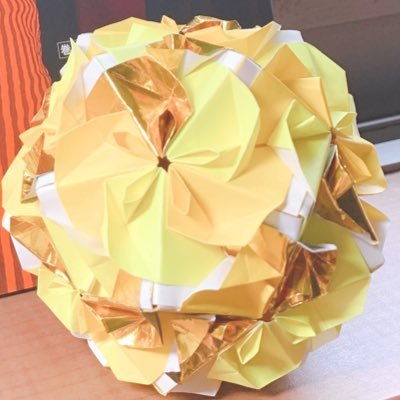Qx0hQ's profile picture. 縦横無尽のレカピカ一等星 ポケットいっぱいの無限芸とサザン