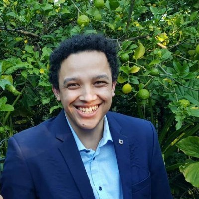 Aspiring storyteller of Africa
https://t.co/vU0RBIL4pI