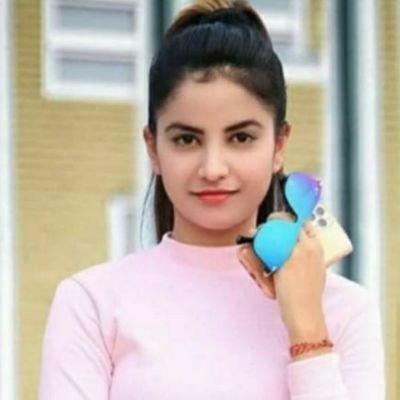 हमें अपनों ने समझा ही नहीं गैरों को भला क्या समझाते