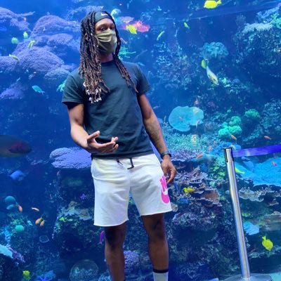 Kash_Money98's profile picture. Dmv🤝🏾 #E4J #E4A #Balling4Jamo🏀💔 #E4K😘👼🏾 Pro Baller🏀 💍😍 IG📸:kashmoney98