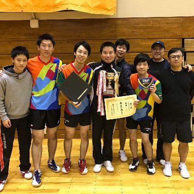 福岡でフリーランスのコーチしてます🏓アカシア所属🫡🏓
公認段位3段、全九州年代別ランク持ってます、中学で卓球始め、高校途中からまた始め、社会人でも強くなれると日々奮闘中！卓球好き🏓釣り好き🐟の人もよろしくお願いします😊個人レッスンの依頼はDMまで🏓