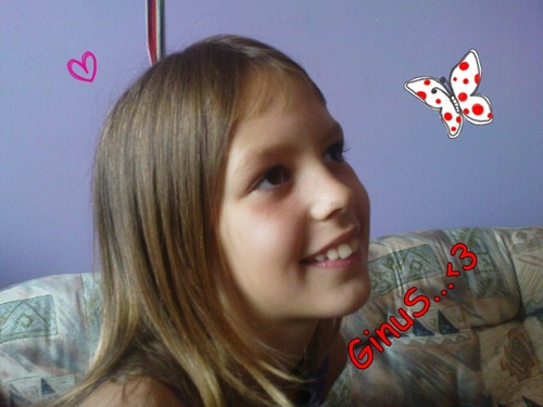 I an a 12 year old girl.I live in Hungary.My hobbies are computers.I have 1 dog.Your name:Pötyi