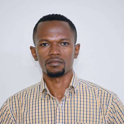 Researcher, speaker and currently working as Exploration Geologist.
Co-founder of INEX RDC