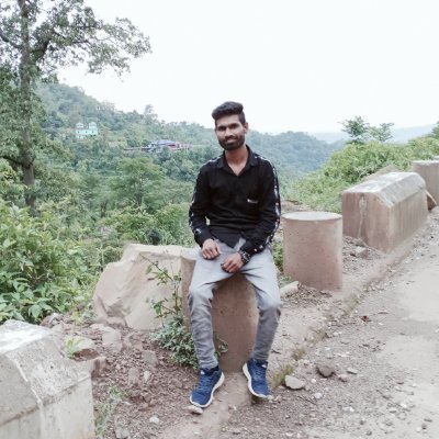 rjnewlyrics's profile picture. Blogger