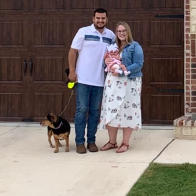 JeanMarieAust12's profile picture. Mommy to Alex , fur Mom to Hanz, wife and NISD 4th grade ELAR and social studies teacher 🐝🦖🐶🤓