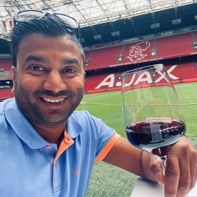 Mobiliteit, Verkeer en Vervoer Professional | mooie dochters | piano&orgel | koken | wijnen | golf | kickboxen | tuinieren | bbq | Ajax | F1 | Italië