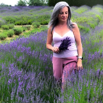 GetaNavodarszky's profile picture. Vice President, Supply Chain Management #Stormtech, Lucky Wife, proud Mother , traveled to 32 countries, favourite sport; travelling