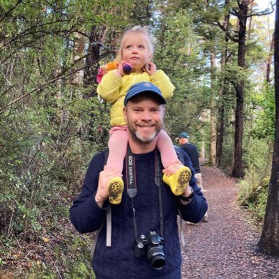 Bureau_de_crat's profile picture. Cricket tragic. Connoisseur of coffee and beer. Feijoa and rhubarb enthusiast. Instagram: andleton_gram.