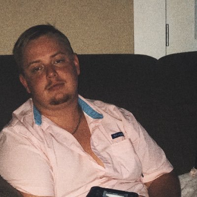 _Averysmith_'s profile picture. 