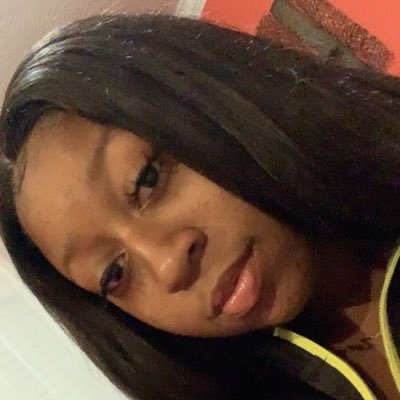 IttyBittyZee's profile picture. Born Hustler 💰| 💍