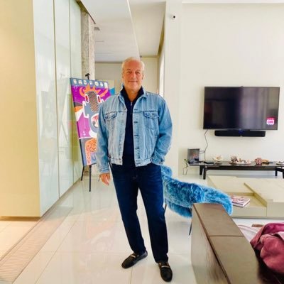 zazukela's profile picture. 