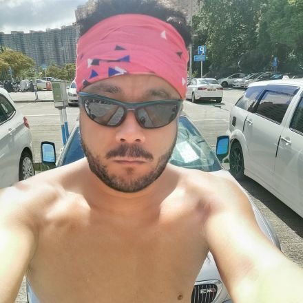 vq16stanley's profile picture. 香港政府教育局委任嘅髪型顧問一職， 從事髮型行業30多年 ，又係香港 資歷架構 行業諮詢委員會委員. 有多個國家專業證書等等🙏🏻
英國🇬🇧City&guilds 國際導師名銜， 曾擔任多個髮型及美容會，副會長等等， 擔任SDHAIR 技術顧問總監及PLUS 染護髪專門店總監，多個品牌技術顧問， 創造大隻仔及公主