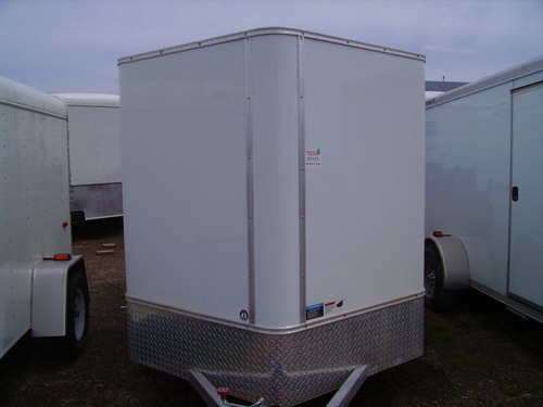 Auto and Trailer dealer, specializing in horse trailers, cattle trailers, cargo trailers, utility trailers, gooseneck, flatdecks, dumps, hitches and wiring