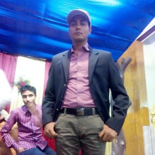 yashvee58260913's profile picture. every person think daily about himself