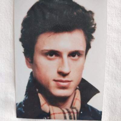 rpapaposts's profile picture. One of a kind ordinary man, jack of all trades, master of none.