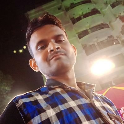 thakurArahul's profile picture. मेरे पुण्यकर्म थे शायद, जो मुझे यह सम्मान मिला 
जन्म हुआ हिन्दू घर में, रहने को हिंदुस्तान मिला
#जय_जय_श्री_राम