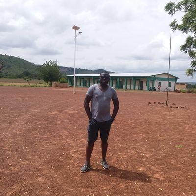 BenSim12's profile picture. I am passionate by photography and Internet Business