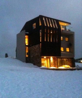 Accommodation available all year round in the alpine high country Victoria Australia.