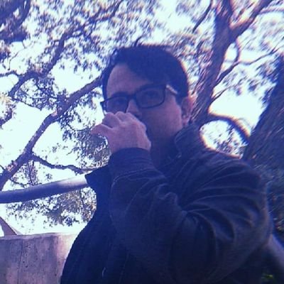 salioni's profile picture. Um atestado de óbito esperando o tempo ter tempo pra assinar