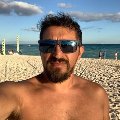 iLaraquete's profile picture. Ingeniero Mecánico de la UBB, padre de dos y humano de una, Laraquetino, quiero retirarme luego y disfrutar más!! y me gusta la lluvia!