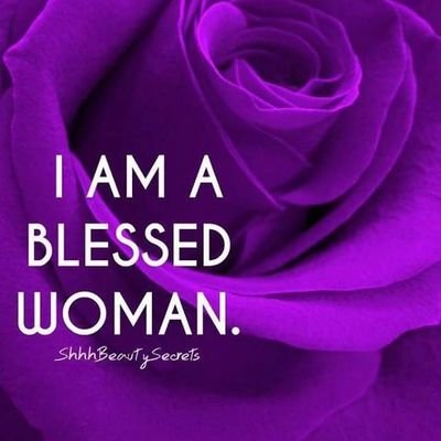 RealmeDee's profile picture. Be good to your seif and be nice to others, 💯