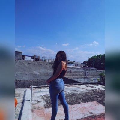 Adicta a la música y al fútbol 🎶🖤⚽️