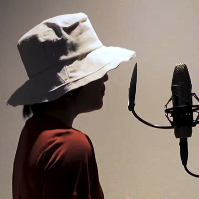 はじめまして。 歌ってみてlalalaです。 これから、わたしの歌いたい曲を、こころおもむくままに歌っていこうと思います。Hi! I am Japanese singer,”uttatemite lalala.” Please also check full size on my YouTube channel!