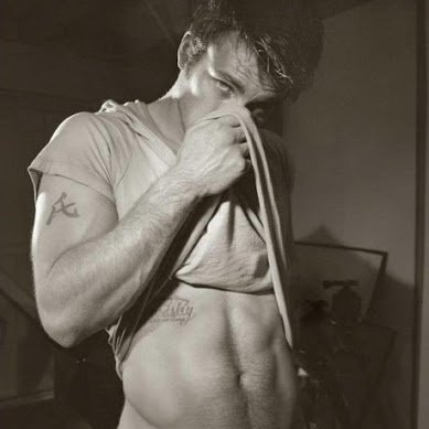 fckmechris1's profile picture. 